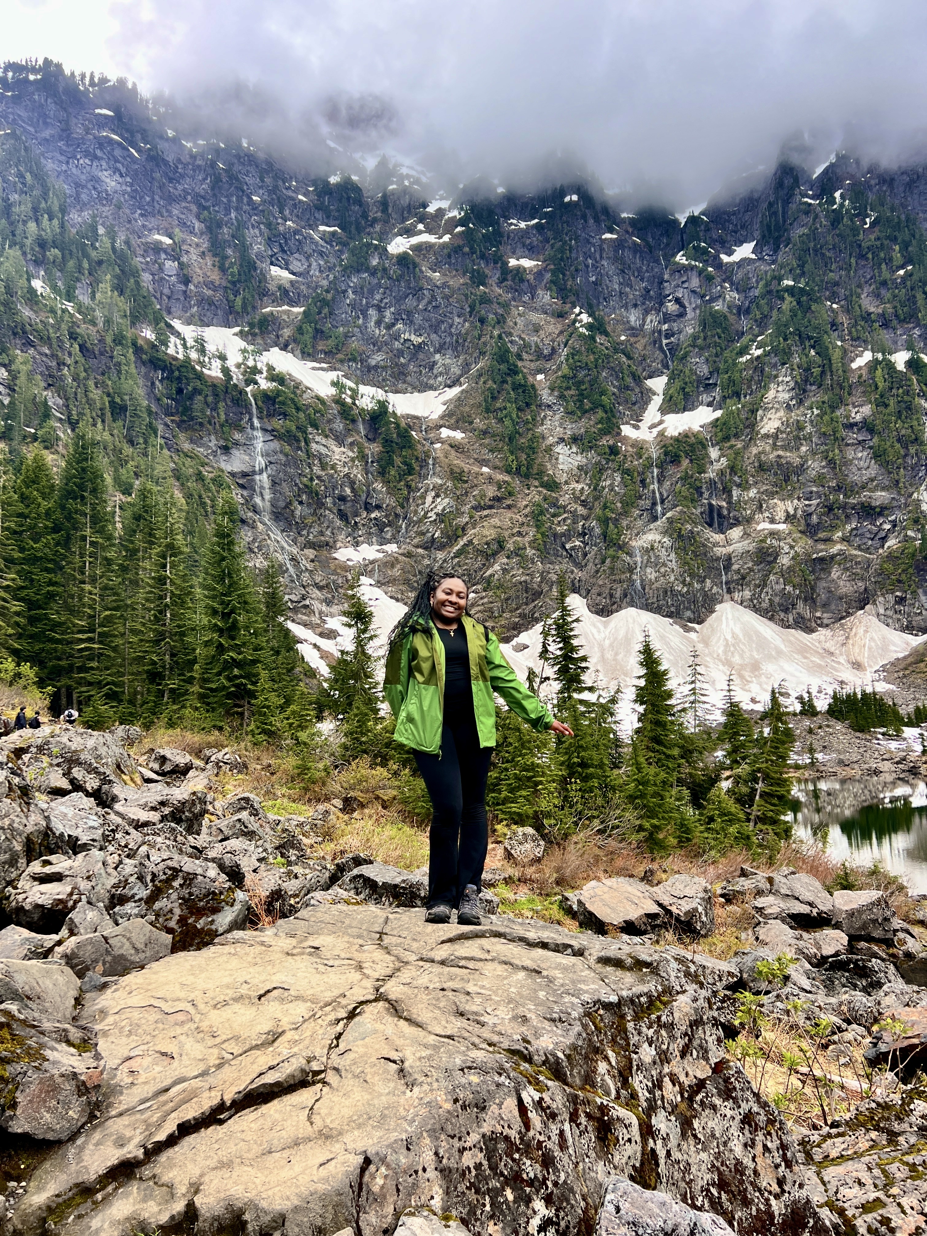 Description of Photo 2